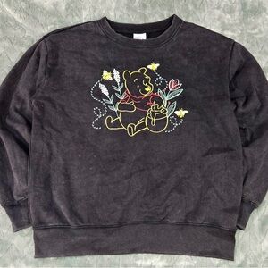 Vintage Winnie The Pooh Crew Neck Sweatshirt Women’s Large Black